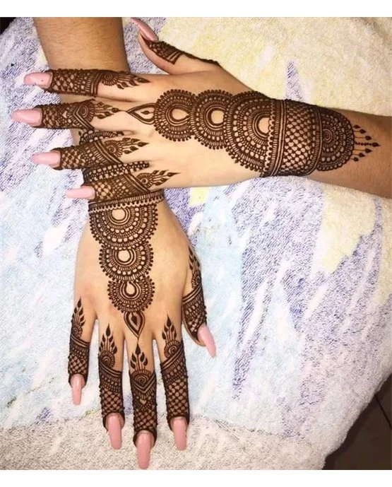 Sleek Concept Blending Into Butterfly Back Hand Mehndi Design